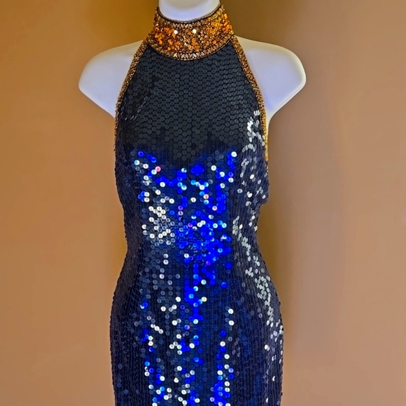 Niteline - Size 2 _ Glamours and Classy beaded and sequined...party ready EUC - Picture 2 of 16
